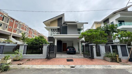 Bungalow House For Sale at Anjung Melati