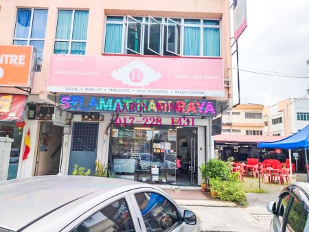 Shop For Rent at Banting