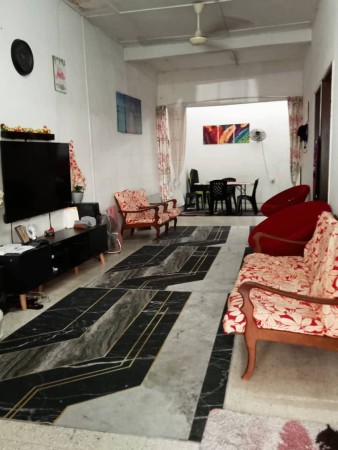 Terrace House For Sale at Sungei Way