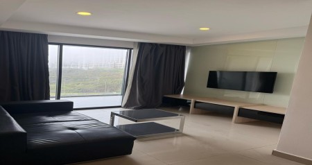 Condo For Sale at Ion Delemen