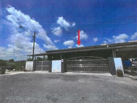 Terrace House For Auction at Batu Kawa