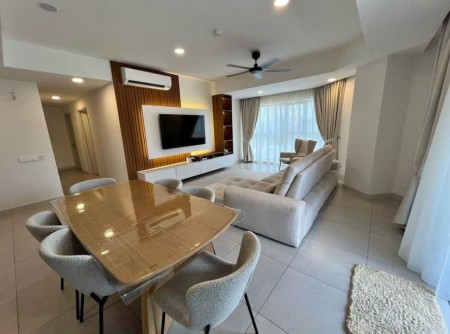 Apartment Room for Rent at Pangsapuri Sri Johor