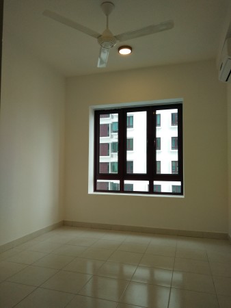 Condo For Sale at Rafflesia Condominium