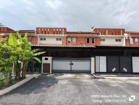 Terrace House For Sale at Desa Salak Damai