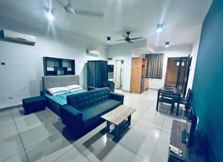 Condo Room for Rent at Amansuri Residences