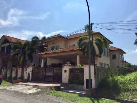 Bungalow House For Sale at USJ 3