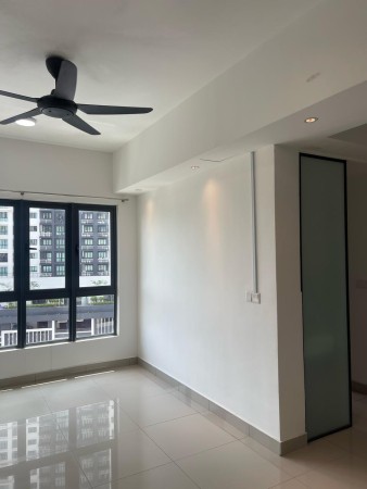 Condo For Rent at M Centura