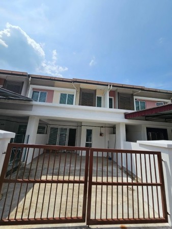 Terrace House For Sale at Taman Kantan Permata