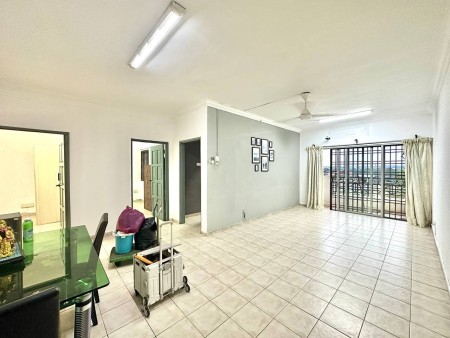 Condo For Sale at Prima Regency