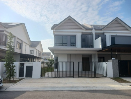 Semi D For Sale at Sejati Lakeside 2