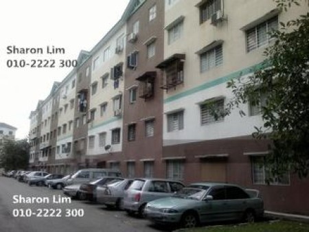 Flat For Rent at Bandar Bukit Tinggi