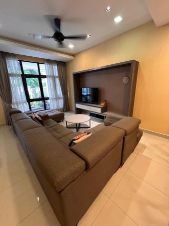 Terrace House For Rent at Avens Residence