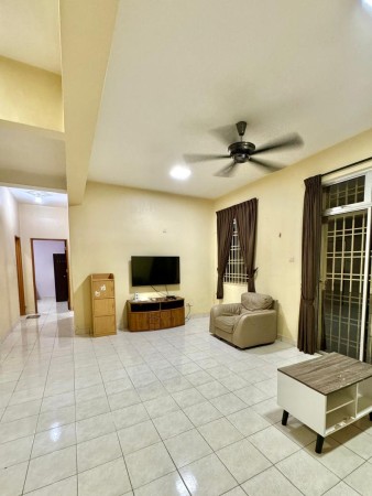 Townhouse For Rent at Nusavilla