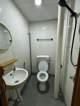 Terrace House Room for Rent at KL Gateway