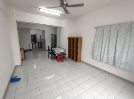 Condo For Sale at Ridzuan Condominium