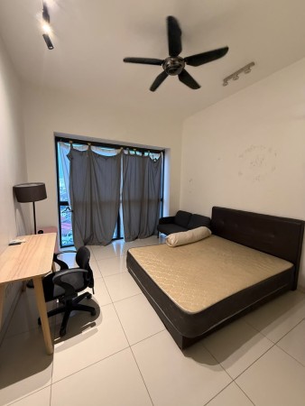 SOHO For Rent at Icon City