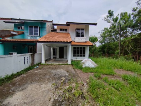 Terrace House For Sale at Bandar Baru Lembah Beringin