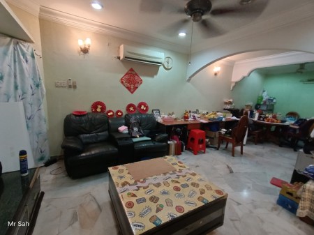 Terrace House For Sale at Taman Sentosa