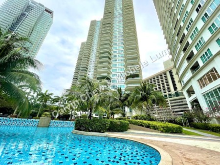Condo For Auction at The Cove