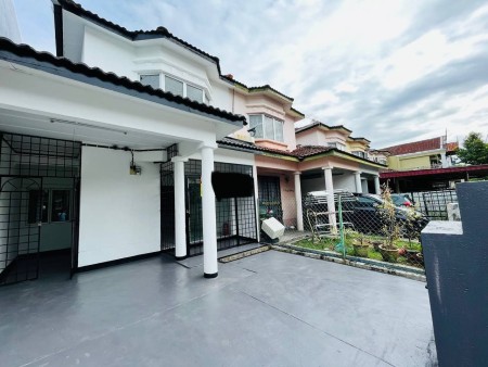 Terrace House For Sale at Section 8