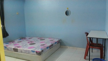 Apartment For Sale at Taman Pekaka