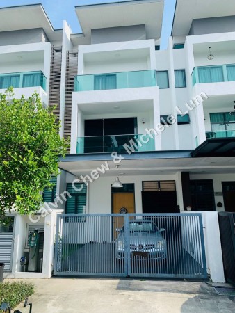 Terrace House For Auction at Taman Nusaputra Timur