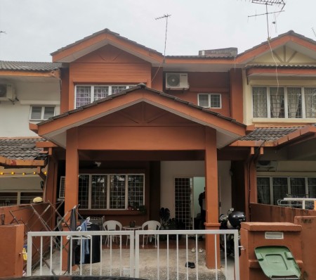 Terrace House For Sale at Taman Cheng Perdana