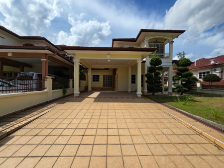 Bungalow House For Sale at Taman Bukit Mewah