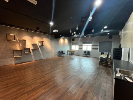 Shop Office For Sale at Queen's Avenue