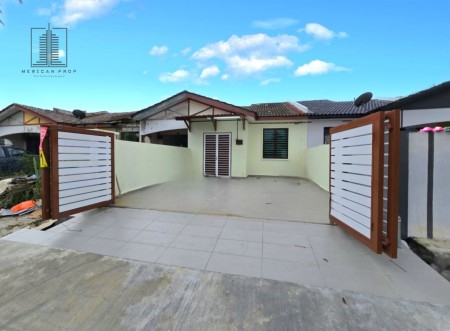 Terrace House For Sale at Bukit Sentosa