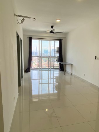 Condo For Sale at Pinnacle