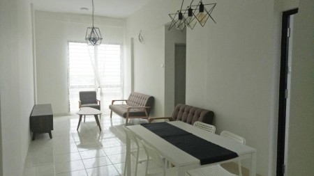 Apartment For Rent at Suria Ixora
