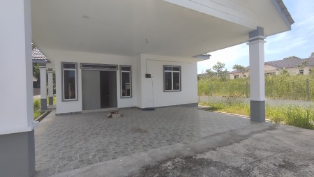 Bungalow House For Sale at Jenderam Hulu