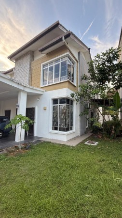 Semi D For Rent at Alam Budiman