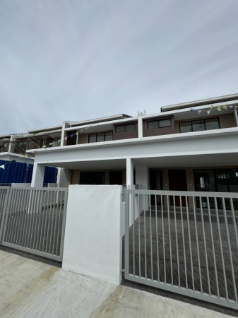 Terrace House For Sale at Bandar Puncak Alam