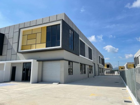 Semi-D Factory For Rent at Eco Business Park 5