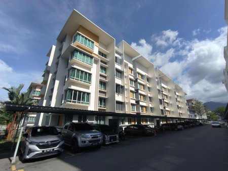 Apartment For Sale at University Utama Condominium