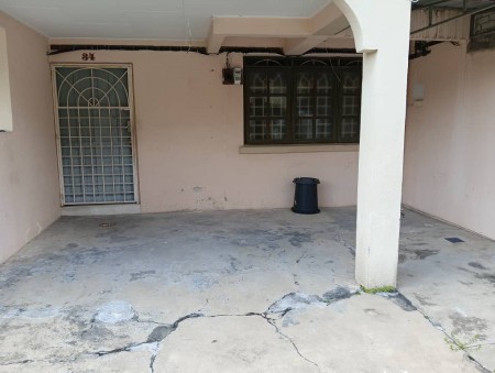 Terrace House For Rent at Taman Harmoni