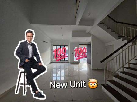Terrace House For Sale at Precinct 16