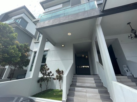 Semi D For Sale at Desa Hill Villas