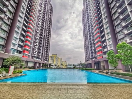 Condo For Sale at Platinum Victory PV21