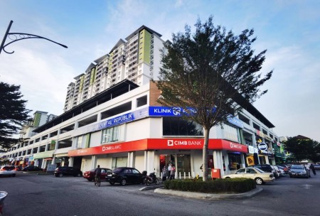 Condo For Rent at Pearl Avenue