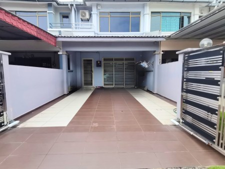 Terrace House For Sale at Taman Mount Austin