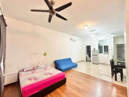 Condo Room for Rent at Mahkota Valley