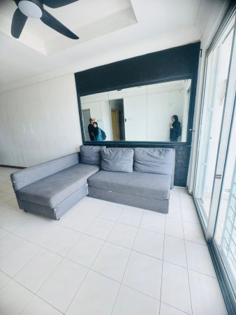 Apartment For Rent at Vistaria Apartment