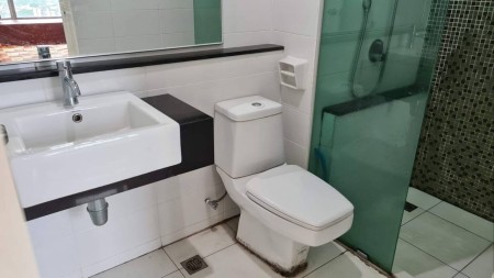Condo For Rent at All Seasons Park