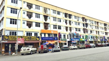 Shop Apartment For Sale at Pusat Hentian Kajang