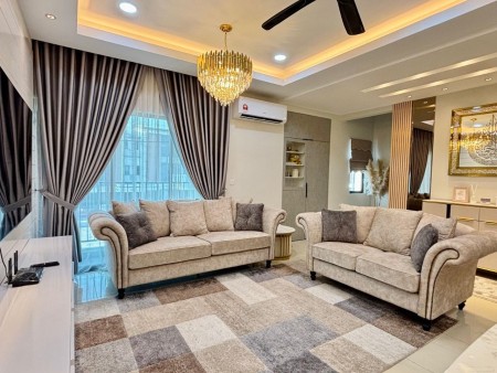 Townhouse For Rent at Elegan