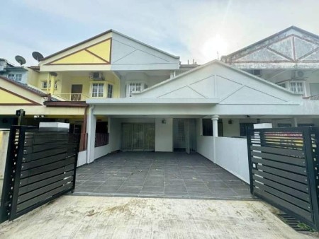 Terrace House For Sale at Taman Semenyih Mewah