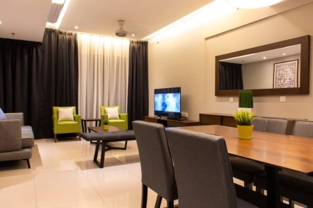 Serviced Residence For Sale at Tropicana 218 Macalister